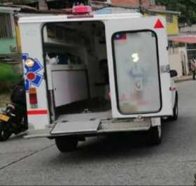 Un herido en choque de motos en la vía al Guamo (Manizales)