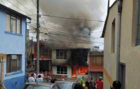 Bomberos controlan incendio en vivienda de La Enea