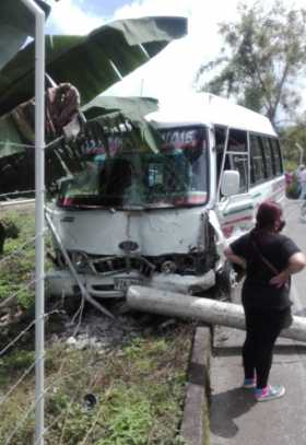 Buseta del accidente en Neira. 