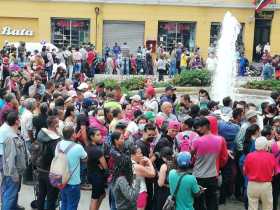 En edificio de la Alcaldía de Manizales no están repartiendo mercados, aclara secretaria de Desarrollo Social