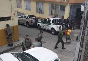 21 detenidos en allanamientos en Neira