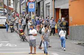 Cuidado con la indisciplina Foto | Darío A. Cardona | LA PATRIA Manizales. Durante los días recientes la ciudad se ha visto más 