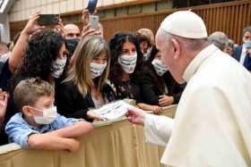 El papa Francisco en audiencia a los miembros de las llamadas comunidades "Laudato Sí".