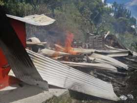 Una casa incinerada en incendio en zona rural de Pensilvania