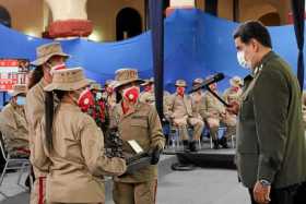 Mil combatientes de la Milicia Nacional, una unidad de civiles afectos al chavismo, uniformados y armados, se desplazarán al est