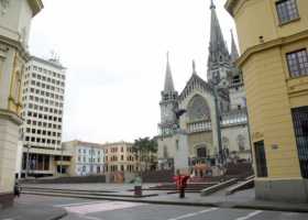Así estaba ayer Manizales en el primer día del toque de queda. 
