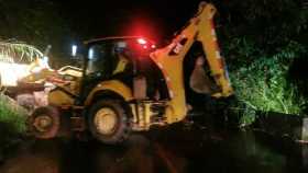 Retiran derrumbe en la vía Marquetalia y Victoria