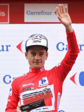 El ciclista francés del equipo Trek Kenny Elissonde es el nuevo líder de la Vuelta a España.