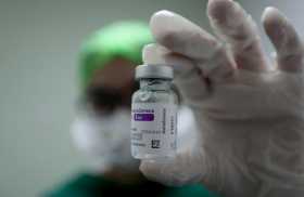 España donará casi un millón de dosis de vacunas de AstraZeneca a Colombia