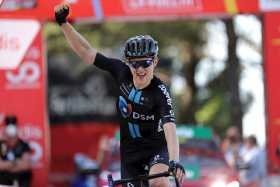 Roglic sigue líder de la Vuelta a España tras la séptima etapa 