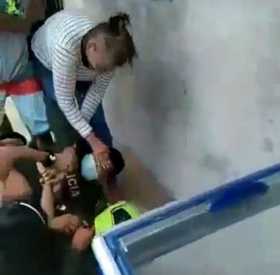 Momento de la cachetada