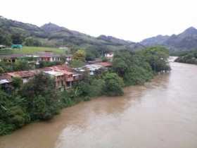 Hallaron cuerpo de mujer en el río Cauca
