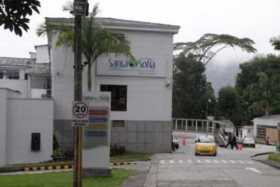 Hospital Santa Sofía se declara en alerta roja por ocupación de camas UCI para covid-19