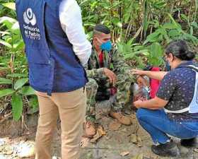 El soldado Ever Andrey Castro fue valorado médicamente por el CICR y luego entregado al Ejército en una base militar del municip