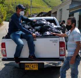 Ayudas de Fundación Uriel Villegas en Salamina