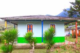 Embellecen la Granja Santa Clara en Manzanares