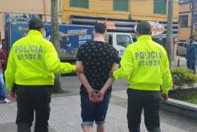 El detenido, sobrino de la señora. Lo señalan por conflictivo y porque le tenía envidia al hijo de Mirian.