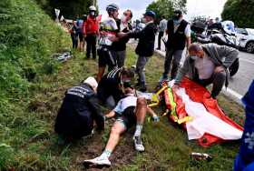 El Tour de Francia quiere denunciar a la espectadora que provocó una grave caída