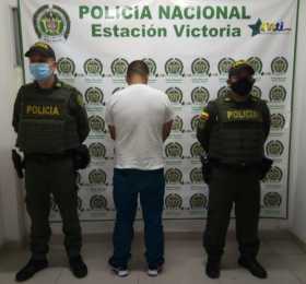 El sujeto detenido.