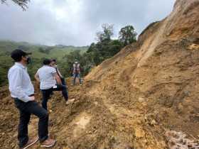 Tenga en cuenta el estado de las vías este fin de semana en Caldas: hay cierres totales y parciales por derrumbes