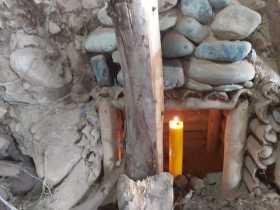 En la mina de Neira construyeron un altar en honor a los mineros desaparecidos 