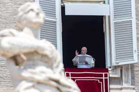 El papa expresa su preocupación por los enfrentamientos en Colombia