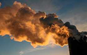 La producción de energía a base de carbono es de las principales fuentes de contaminación ambiental en el mundo. 