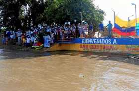Habitantes del municipio de San Cristobal, ribereño del Canal del Dique, claman por vivir en paz. 