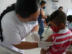 Foto| Julián García| LA PATRIA  Empezó en Palestina el ciclo de vacunación contra el coronavirus para niños hasta los once años 