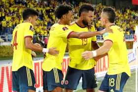 Colombia vence a Chile con un doblete de Borja y sigue quinta en las Eliminatorias