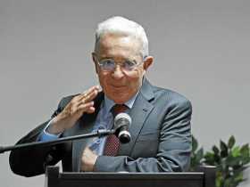Los nueve magistrados votaron en contra de las pretenciones de Álvaro Uribe de anular el proceso.