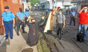 Foto | Tomada de @jmgilt | LA PATRIA    La Iglesia en Nicaragua es asediada por el régimen que gobierna el país.