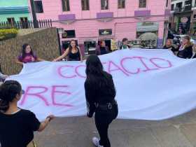 Colectivos de mujeres exigen la renuncia de la secretaria de la Mujer y Equidad de Género de Manizales