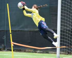 Natalia Giraldo, la portera que nació en Pensilvania (Caldas), titular con Colombia.