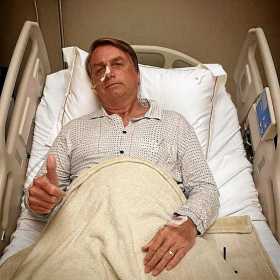 Los problemas de salud surgieron mientras Bolsonaro estaba de vacaciones en el estado de Santa Catarina.