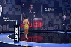 Lewandowski retiene su corona; Alexia Putellas, nueva reina en los premios The Best de la FIFA