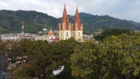 PARQUE BOLÍVAR DE CHINCHINÁ