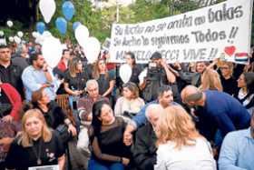 Familiares de Marcelo Pecci participaron en un homenaje en Asunción. Asimismo, varias personas se sumaron a marchas en homenaje 