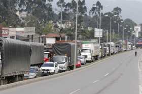 Habrá restricciones de 12 a 17 horas para descongestionar la vía Manizales - Bogotá 