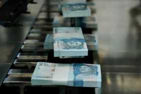 El peso colombiano registra una nueva caída frente al dólar