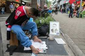 El dibujante de la calle Junín en Medellín