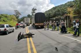 Una mujer perdió la vida en un accidente en la vía Chinchiná-Pereira