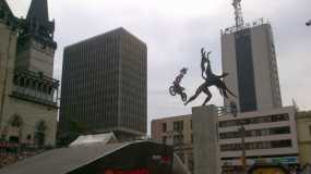 Freestyle Feria de Manizales en plena Plaza de Bolívar