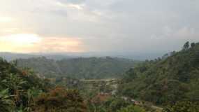 Hermoso atardecer en la autopista Chinchina, Manizales 