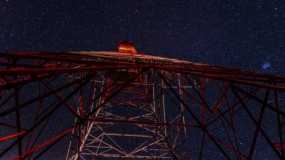 Torre de comunicaciones en el nevado 