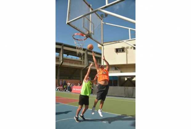 Baloncesto callejero, una estrategia de equipo