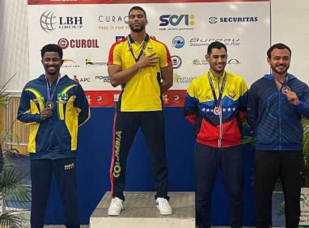 El karateka caldense Rubén Henao ganó medalla de oro en el Panamericano de esa disciplina, que se realizó en Curazao. Henao logr