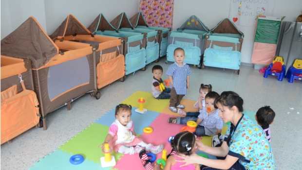 Foto | Fredy Arango | LA PATRIA El hogar múltiple La Isla tiene ocho salones, entre ellos salacuna (foto); además ludoteca, restaurante y cancha deportiva.
