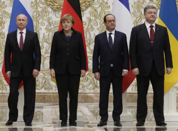 presidentes Rusia, Vladímir Putin; la canciller alemana, Angela Merkel; Francia, Francois Hollande, y de Ucrania, Petró Poroshenko.