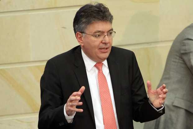 Mauricio Cárdenas como ministro del año de América Latina